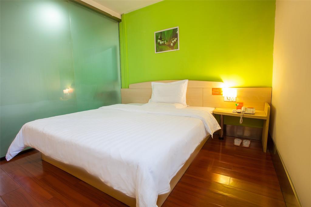 7Days Inn Suzhou Sanxiang Road Room photo